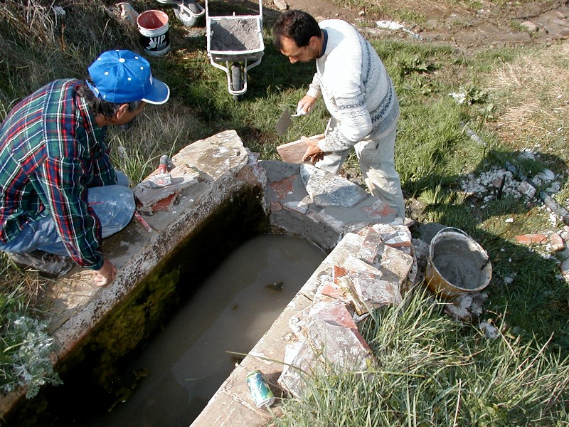 Ripristino di un fontanile a Baratti (Piombino - LI)